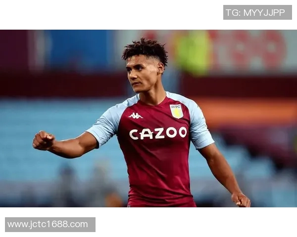 维拉足球球星的成长历程与辉煌成就全面解读